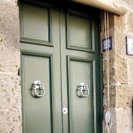 Charming 200 Year Old Cottage With Yard Żabbar 외부 사진